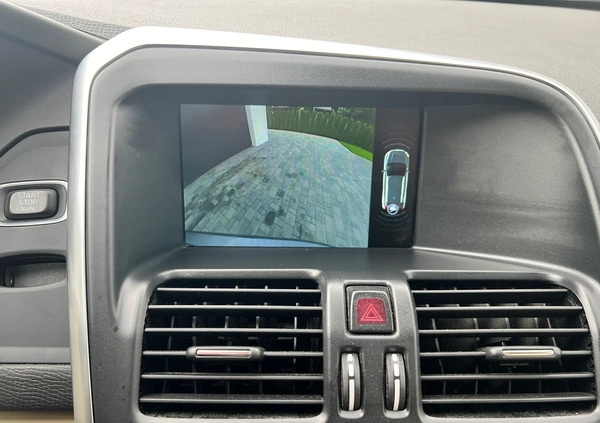 Volvo XC 60 cena 78900 przebieg: 145000, rok produkcji 2016 z Wąbrzeźno małe 254